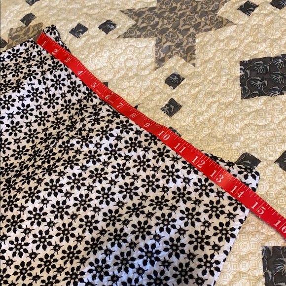 Autograph New York Flower Pattern Skirt - Picture 8 of 9